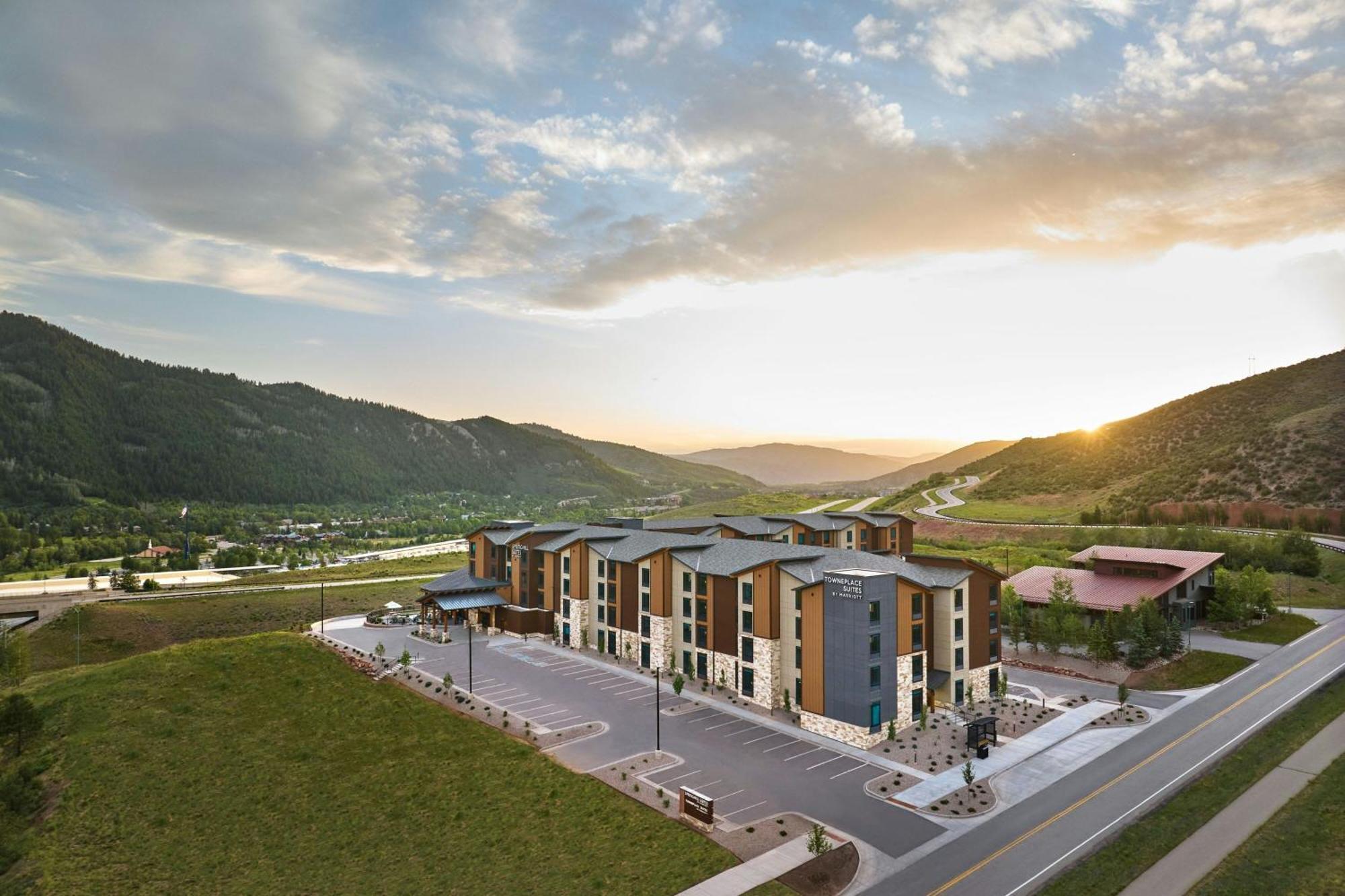 Towneplace Suites By Marriott Avon Vail Valley Екстериор снимка