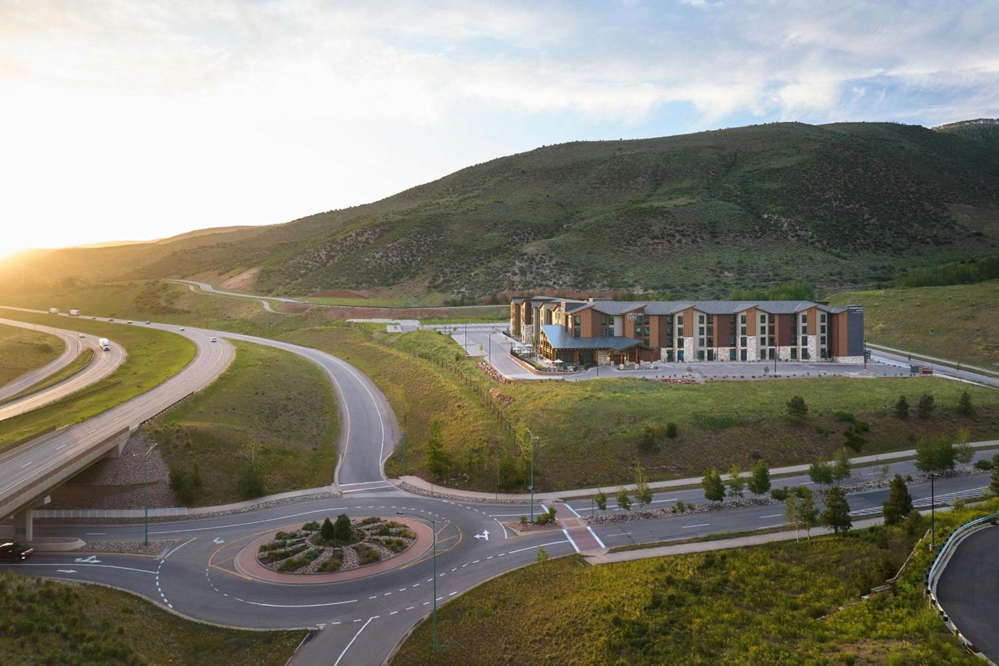 Towneplace Suites By Marriott Avon Vail Valley Екстериор снимка