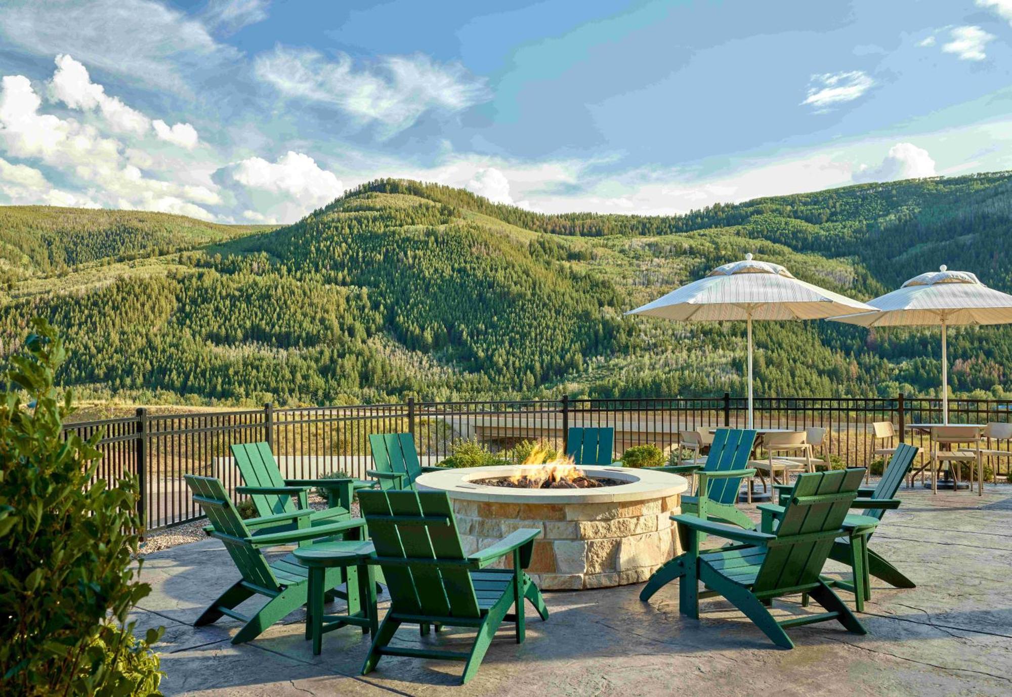 Towneplace Suites By Marriott Avon Vail Valley Екстериор снимка